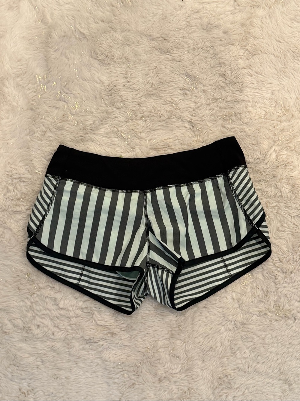 XS 4 Lululemon Run Speed Short Sea Stripe Mint Moment Black / Black extra small